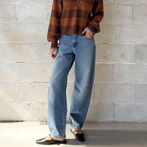 Levi’s Baggy Dad Barrel Jean